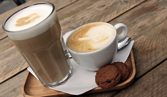 Differenza tra cappuccino, latte macchiato e caffelatte - Caffè Borbone